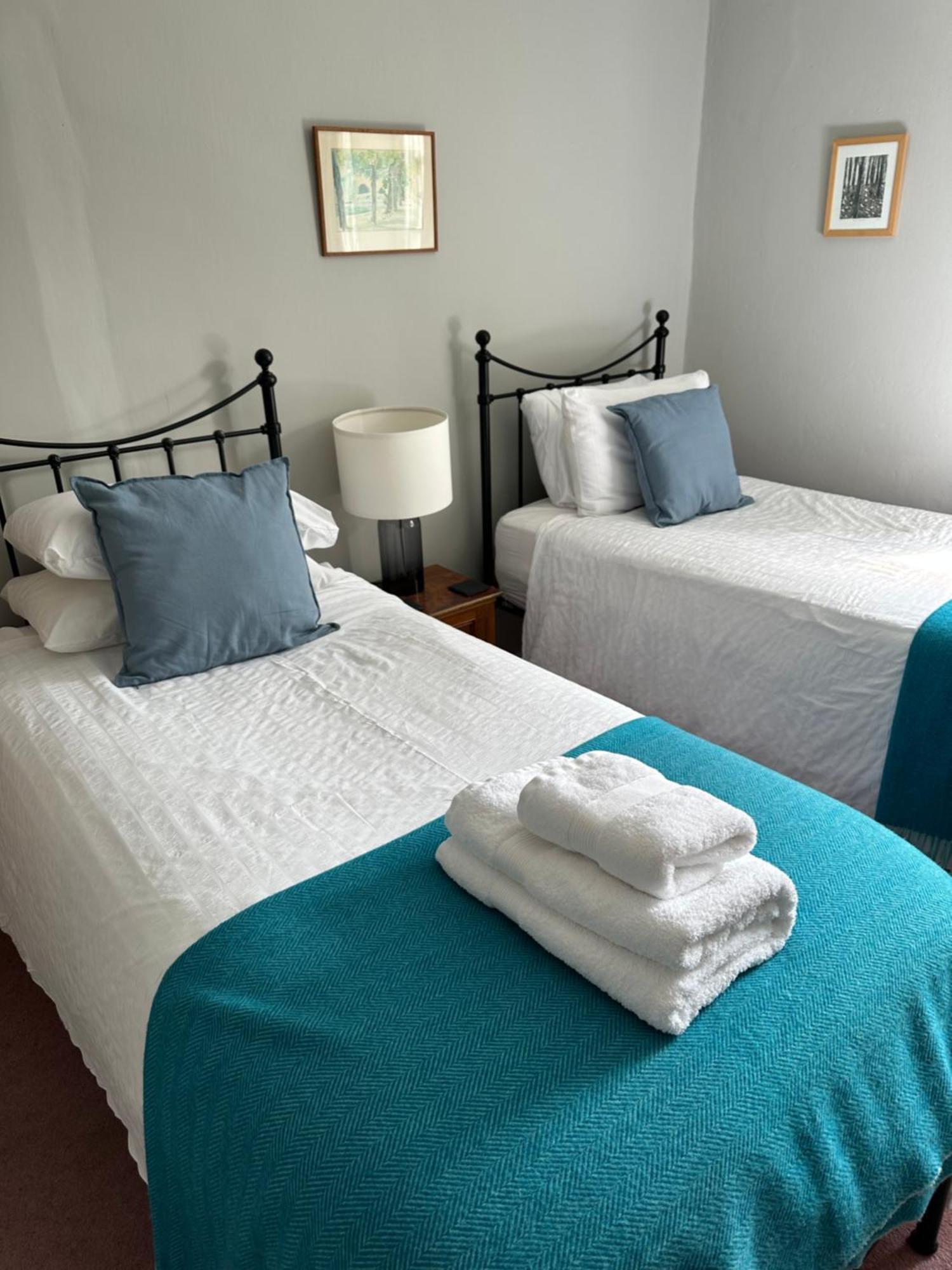 The Old Bakehouse Bed & Breakfast Colyton Exterior photo