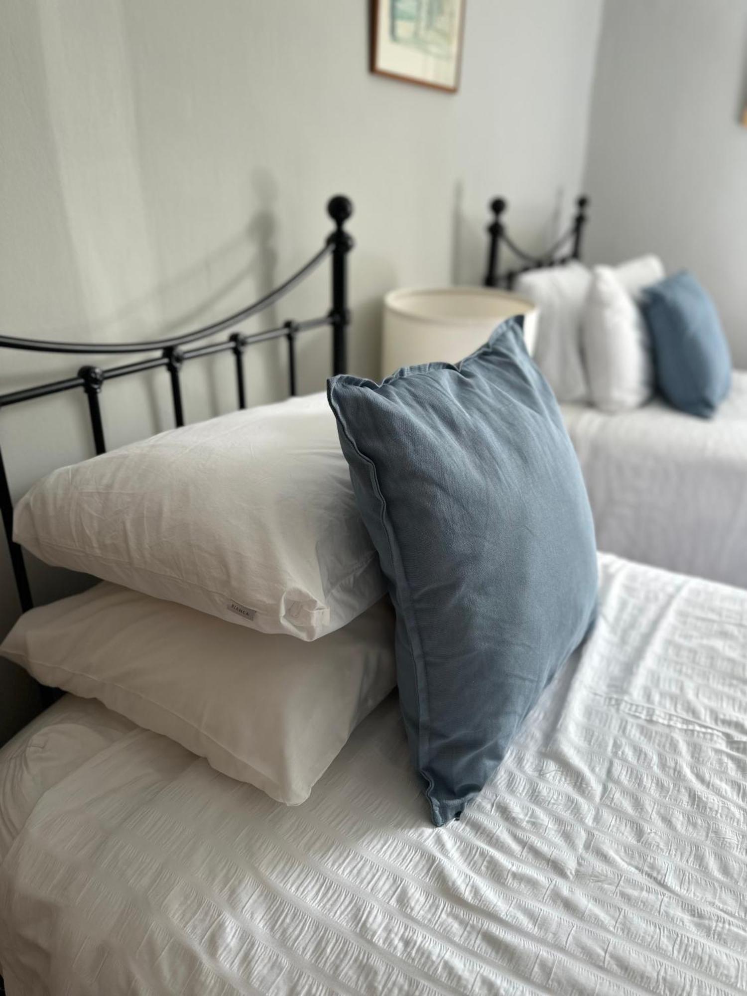 The Old Bakehouse Bed & Breakfast Colyton Exterior photo